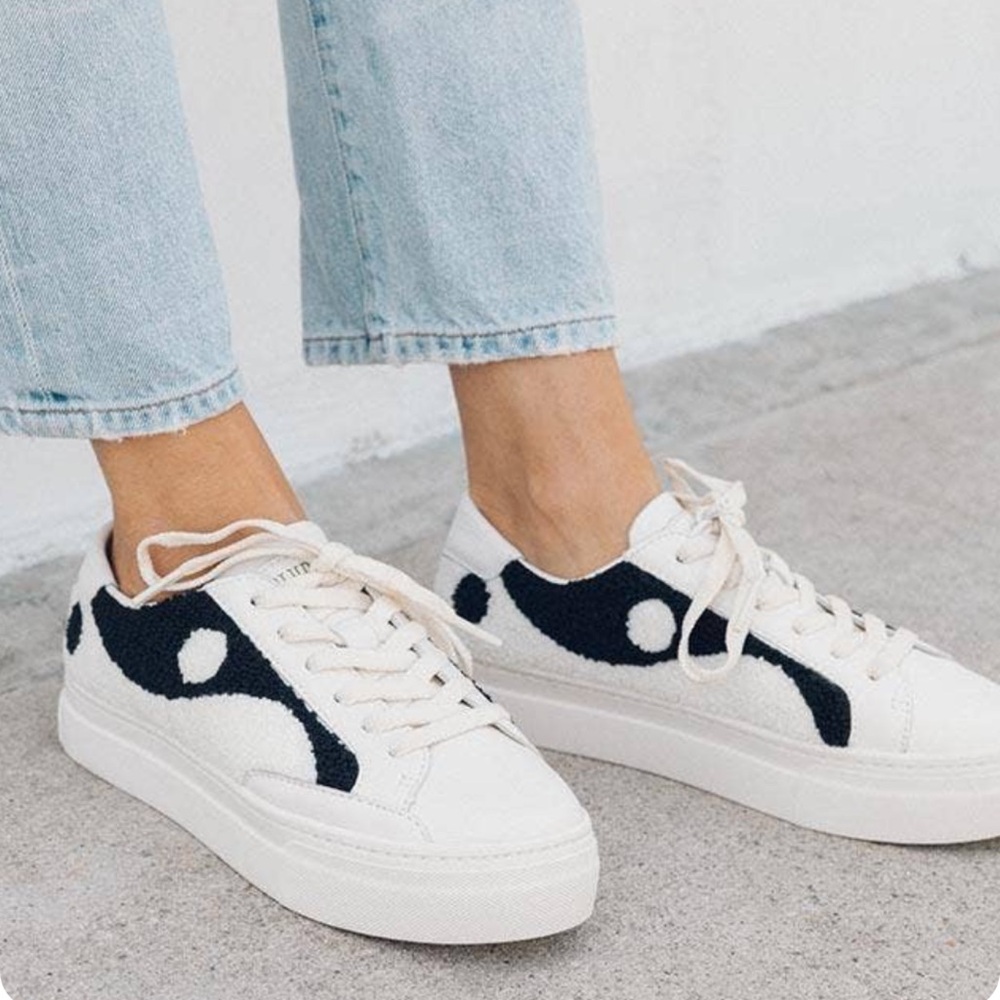 Soludos Platform Yin Yang Leather Sneakers